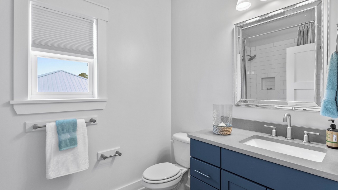 Photo of Bathroom in Lakeside at Blue Mountain Beach
