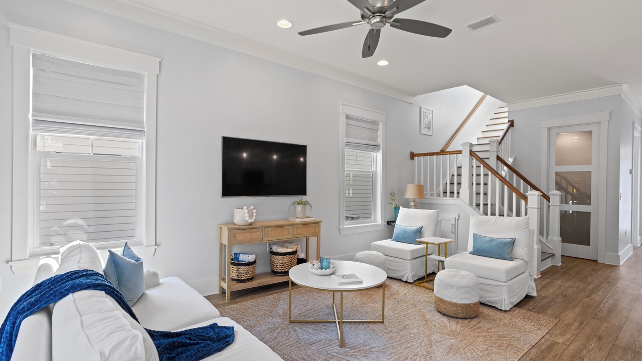 Photo of Livingroom in Lakeside at Blue Mountain Beach