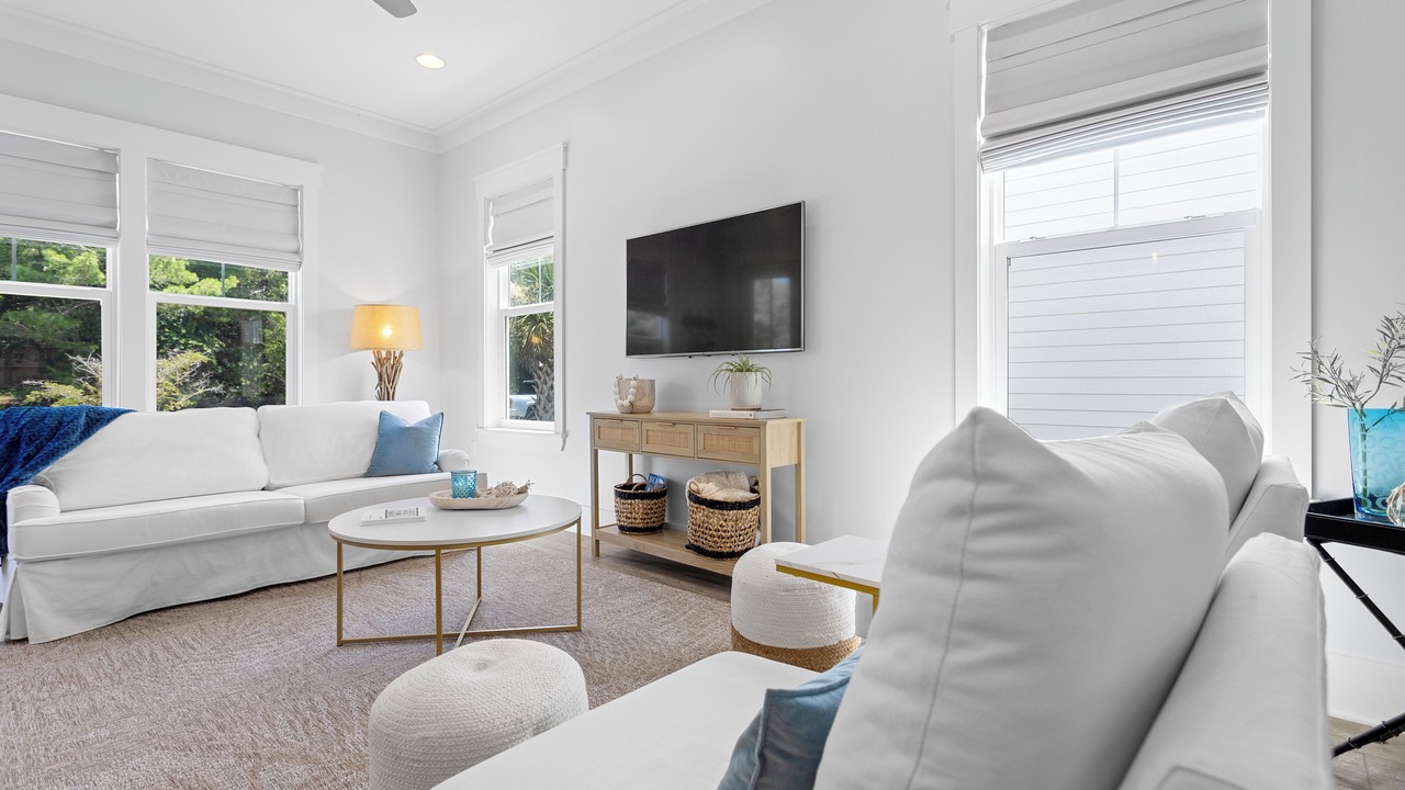 Photo of Livingroom in Lakeside at Blue Mountain Beach