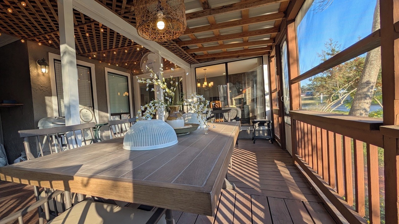 Photo of Outdoor in April Sound
