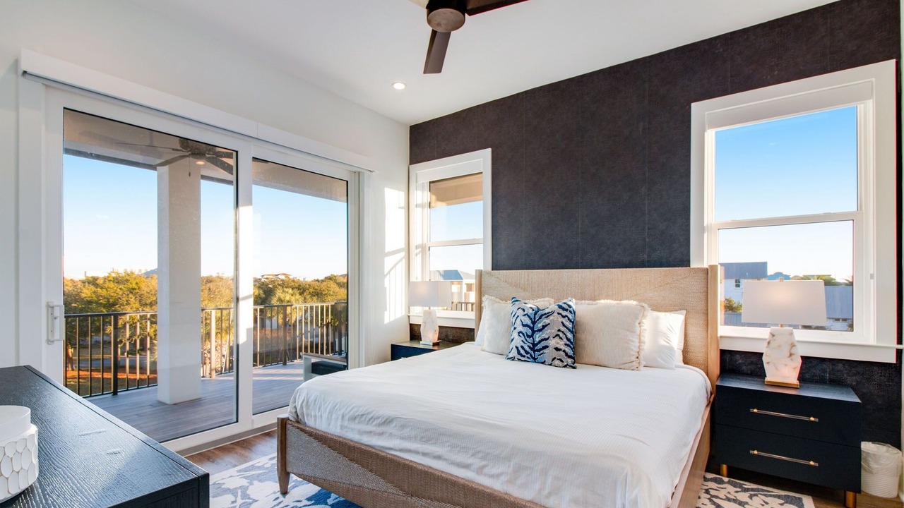 Photo of Patio Balcony in Frangista Beach
