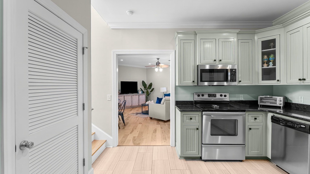 Photo of Kitchen in Kiska Beach