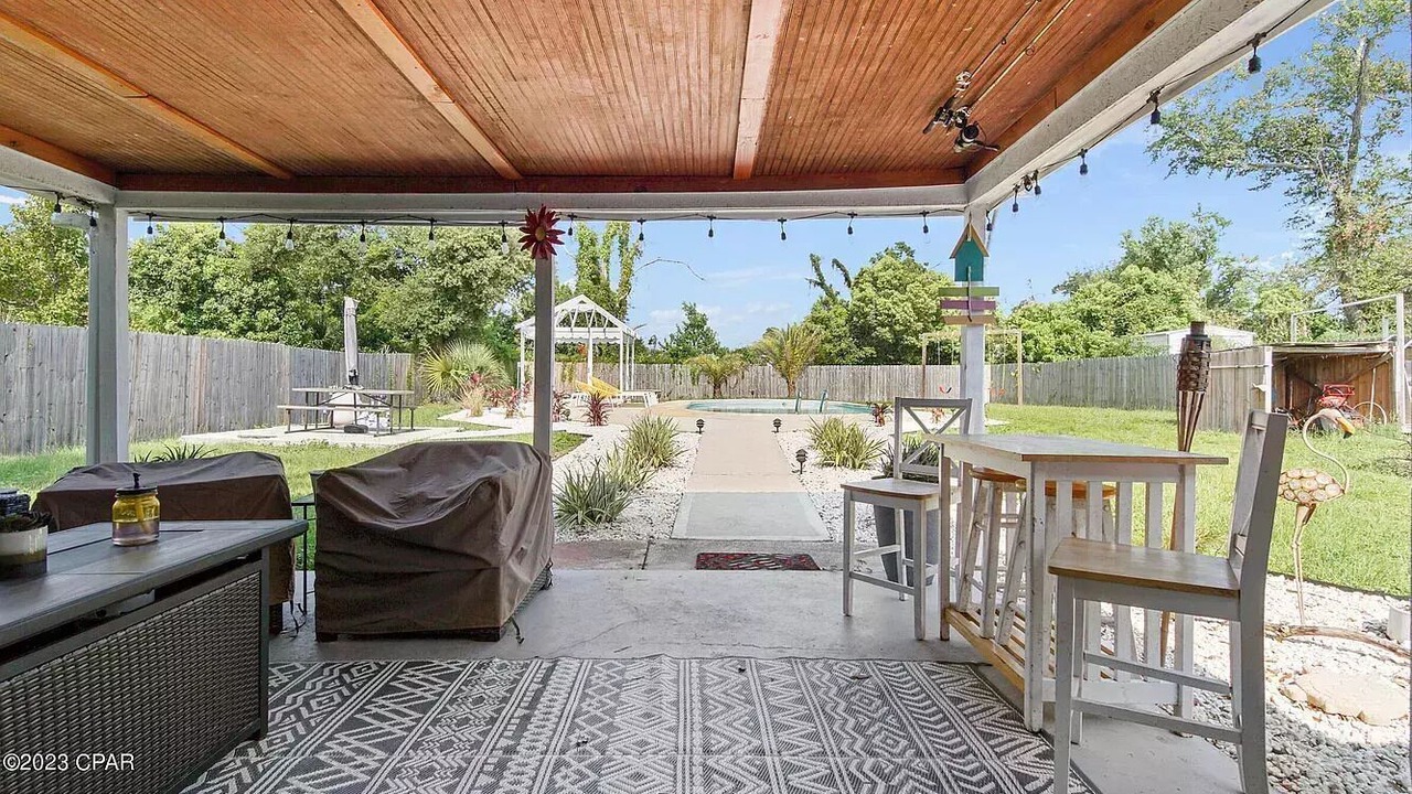 Photo of Outdoor in Pretty Bayou