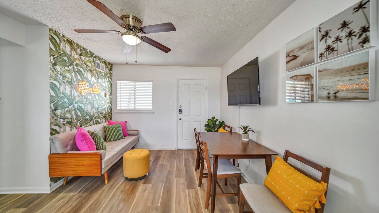 Photo of Livingroom in Bel Air