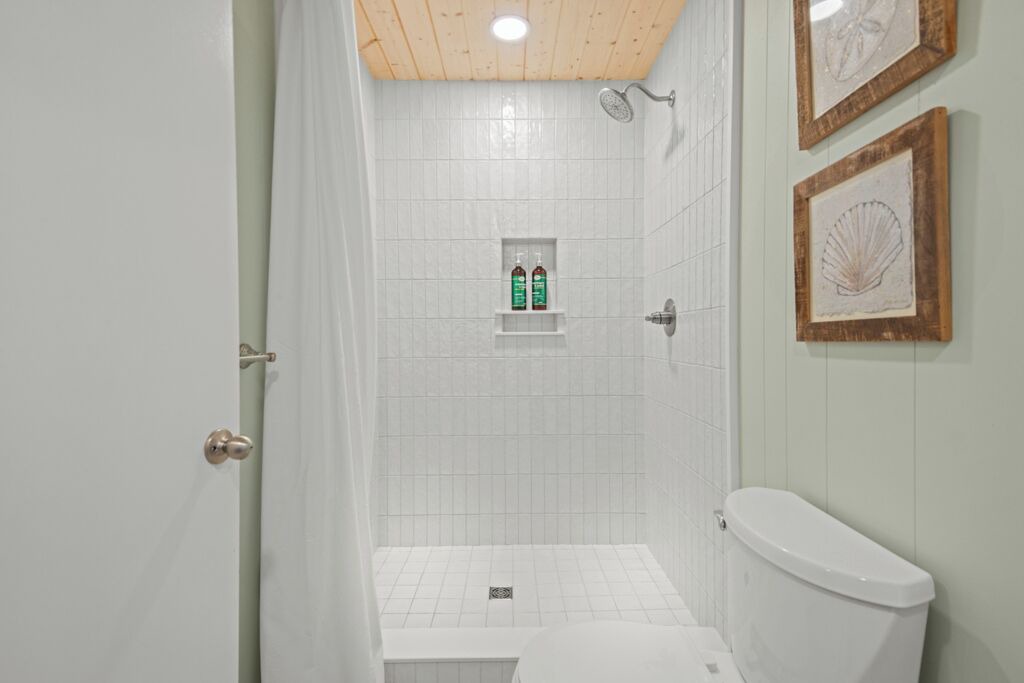 Photo of Bathroom in Chauvin