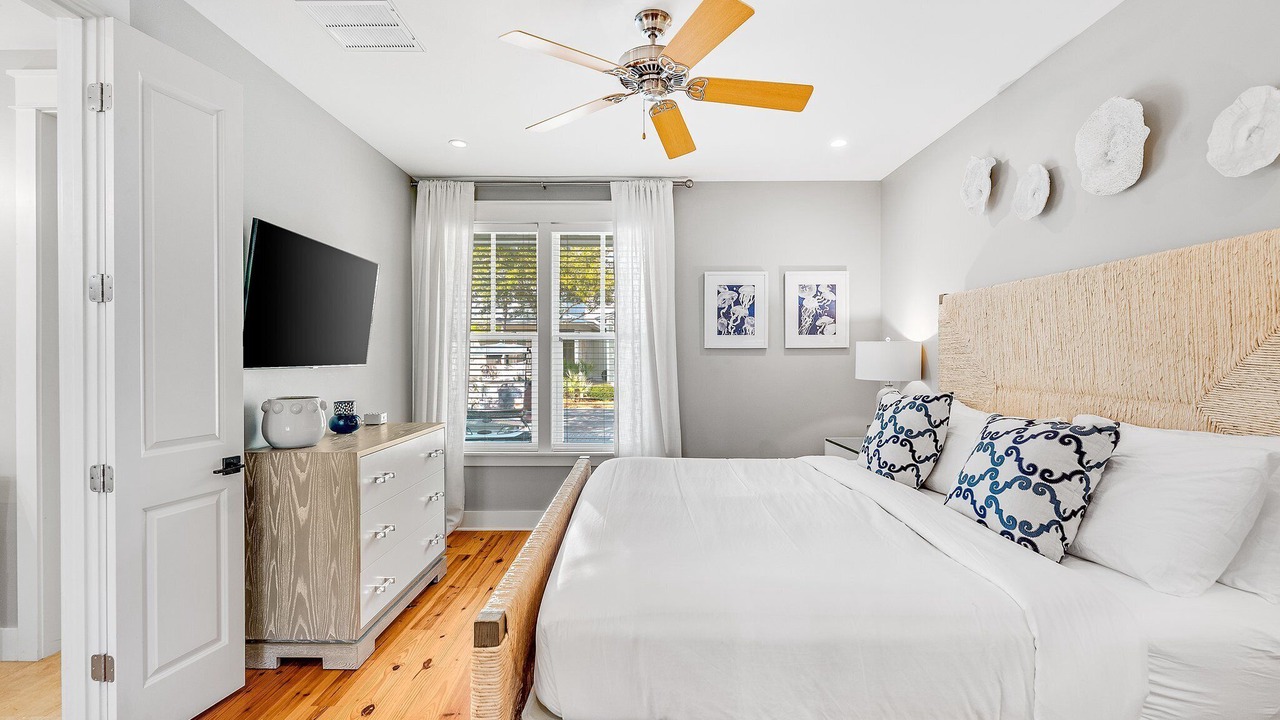 Photo of Bedroom in Forest District