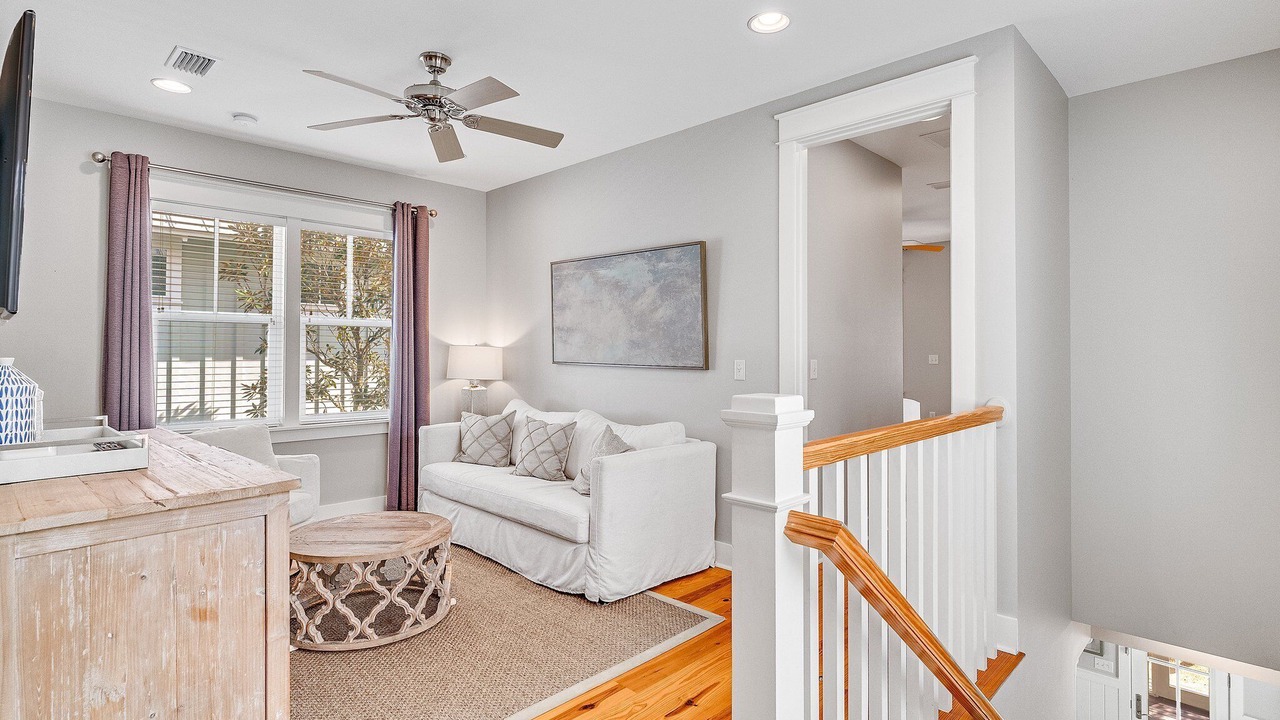 Photo of Livingroom in Forest District