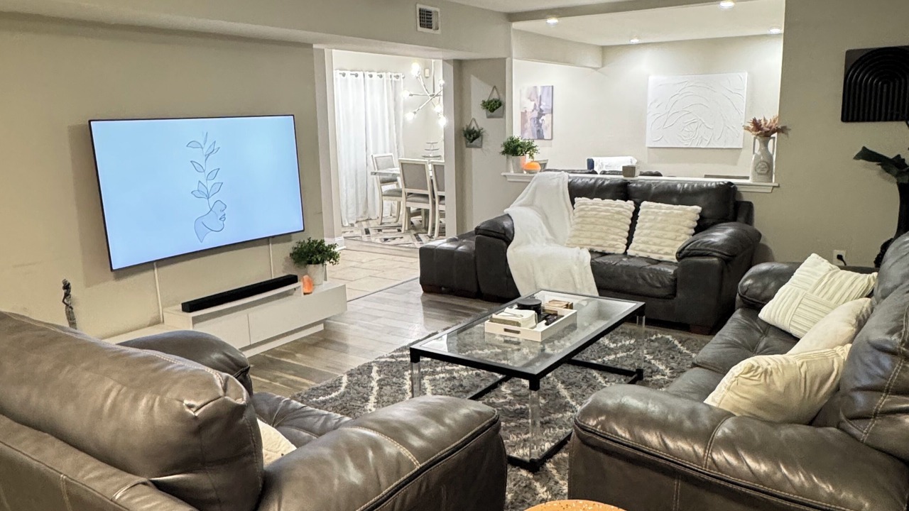 Photo of Livingroom in Kenner - Louis Armstrong International Airport
