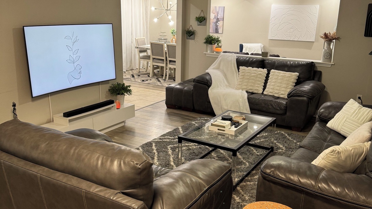 Photo of Livingroom in Kenner - Louis Armstrong International Airport