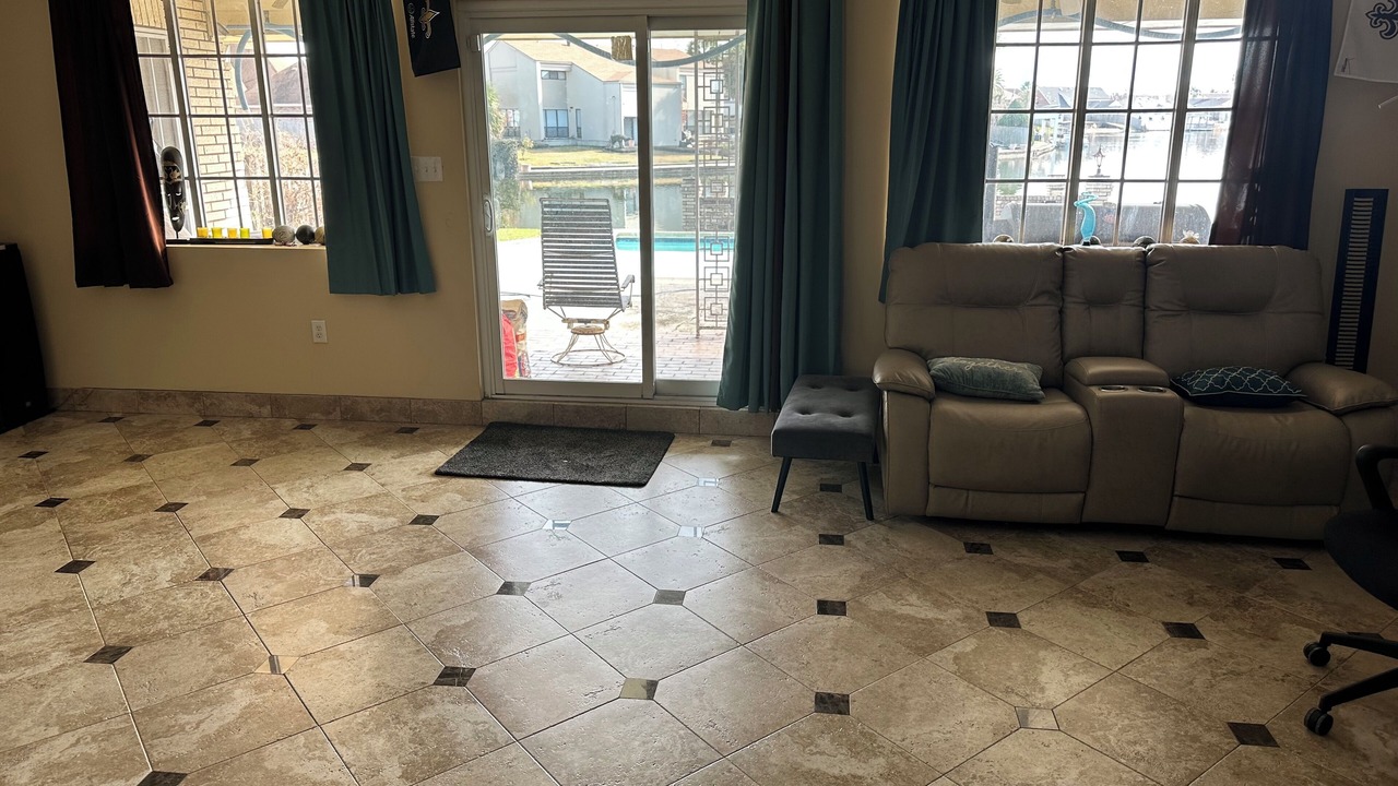 Photo of Livingroom in Seabrook