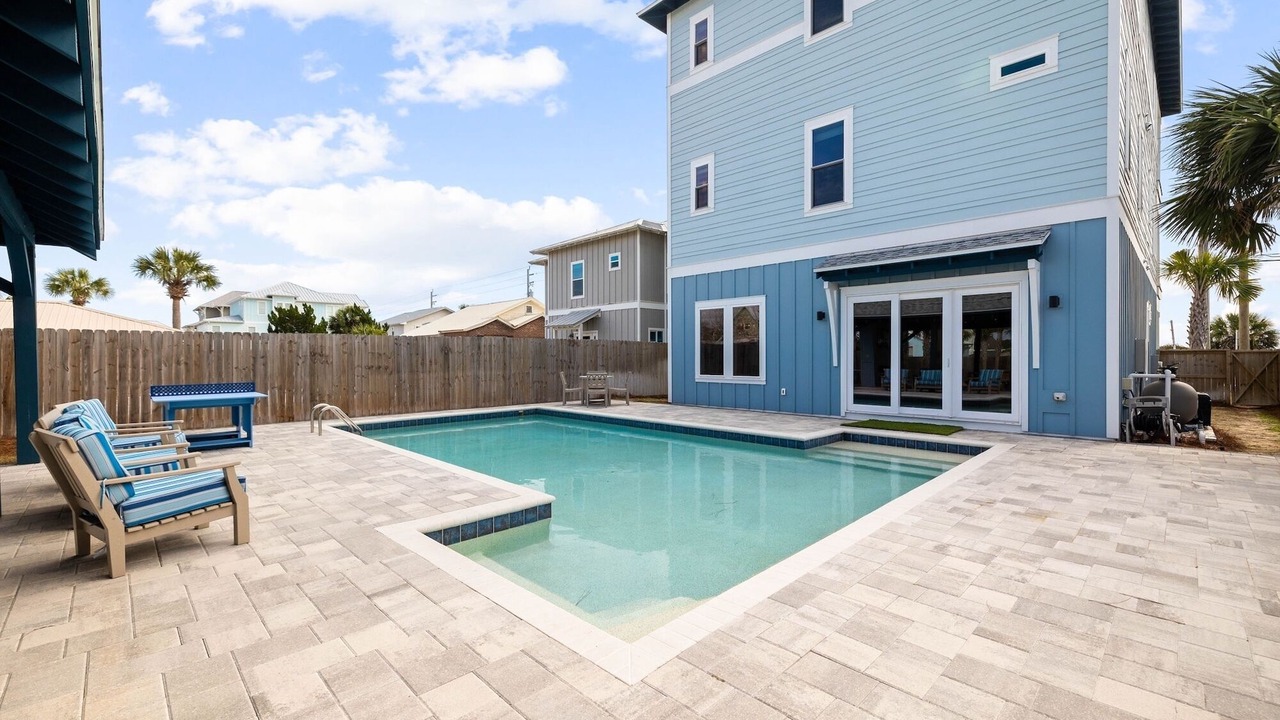 Photo of Outdoor in Fort Bay