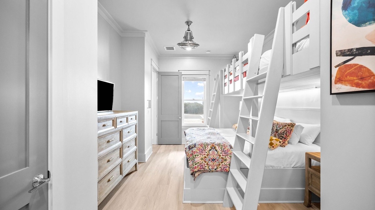 Photo of Bedroom in Fort Bay