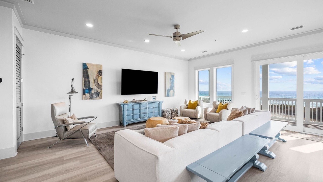 Photo of Livingroom in Fort Bay
