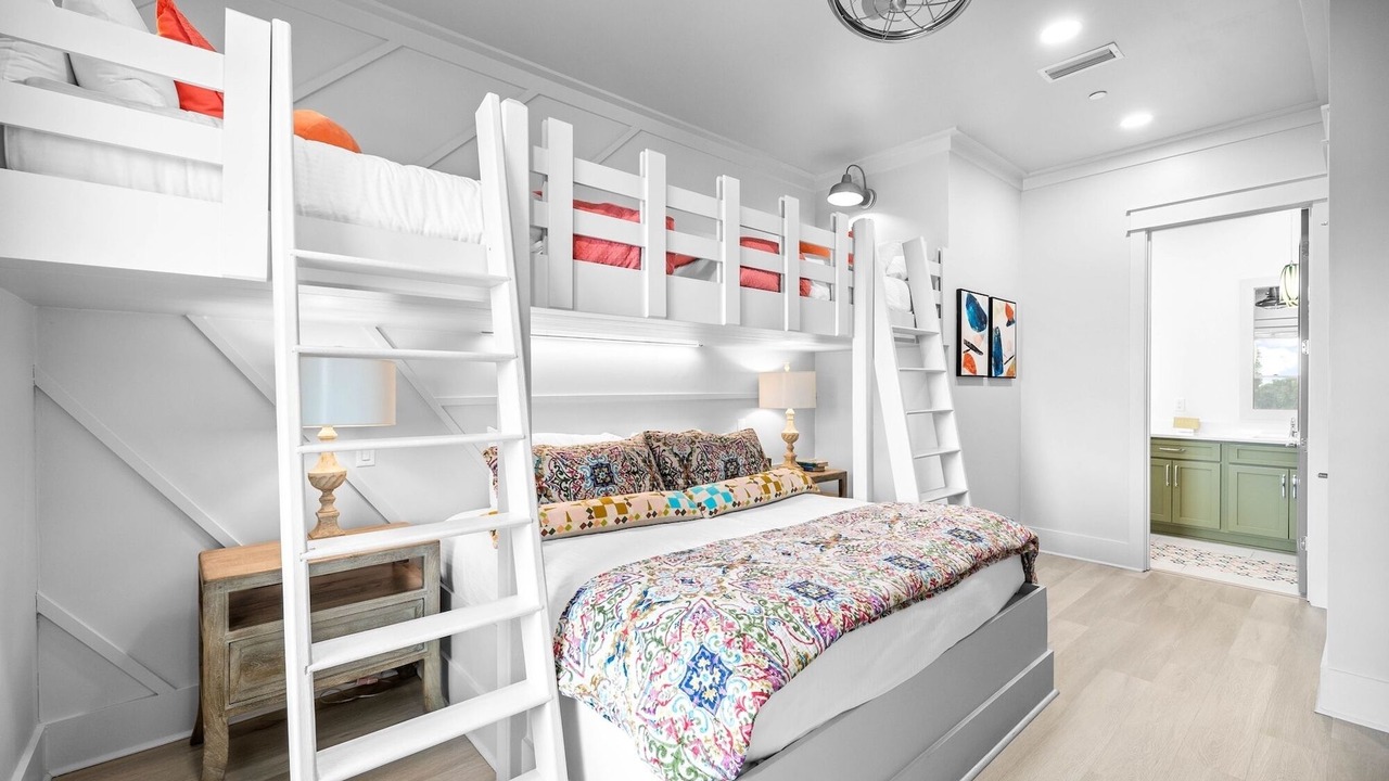 Photo of Bedroom in Fort Bay