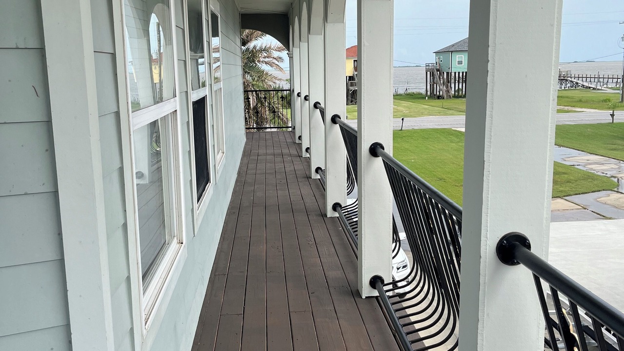 Photo of Patio Balcony in Lake Catherine