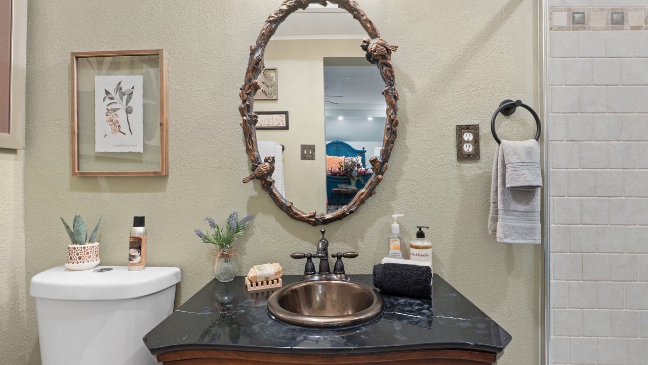 Photo of Bathroom in Chipley
