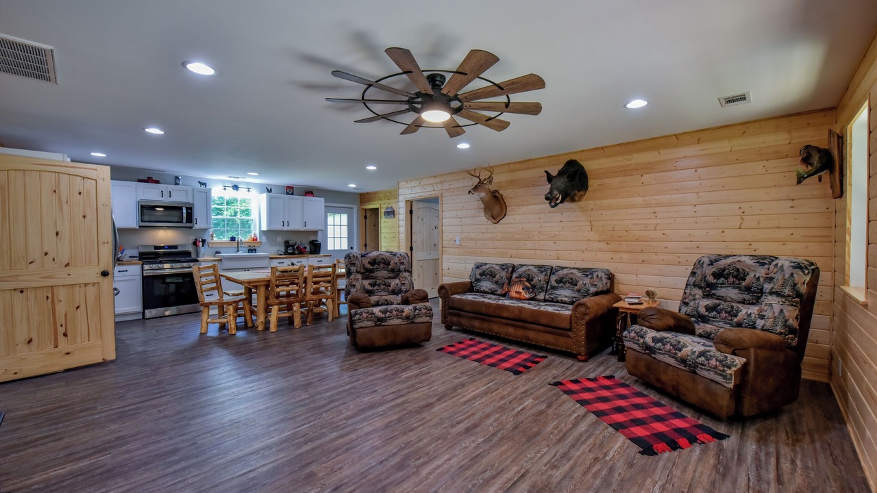 Photo of Livingroom in Goodsprings