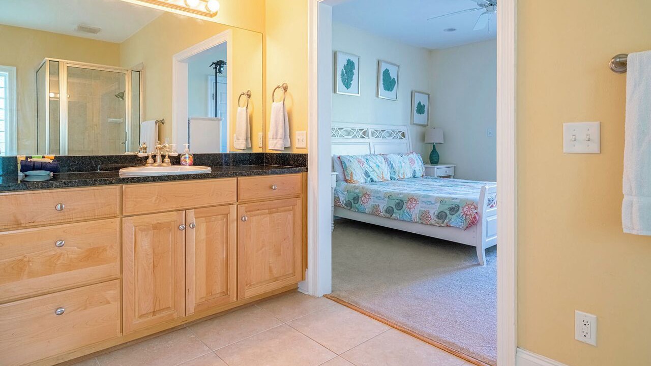Photo of Bathroom in Thomas Drive