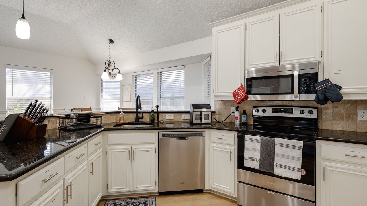 Photo of Kitchen in Southwest Arlington