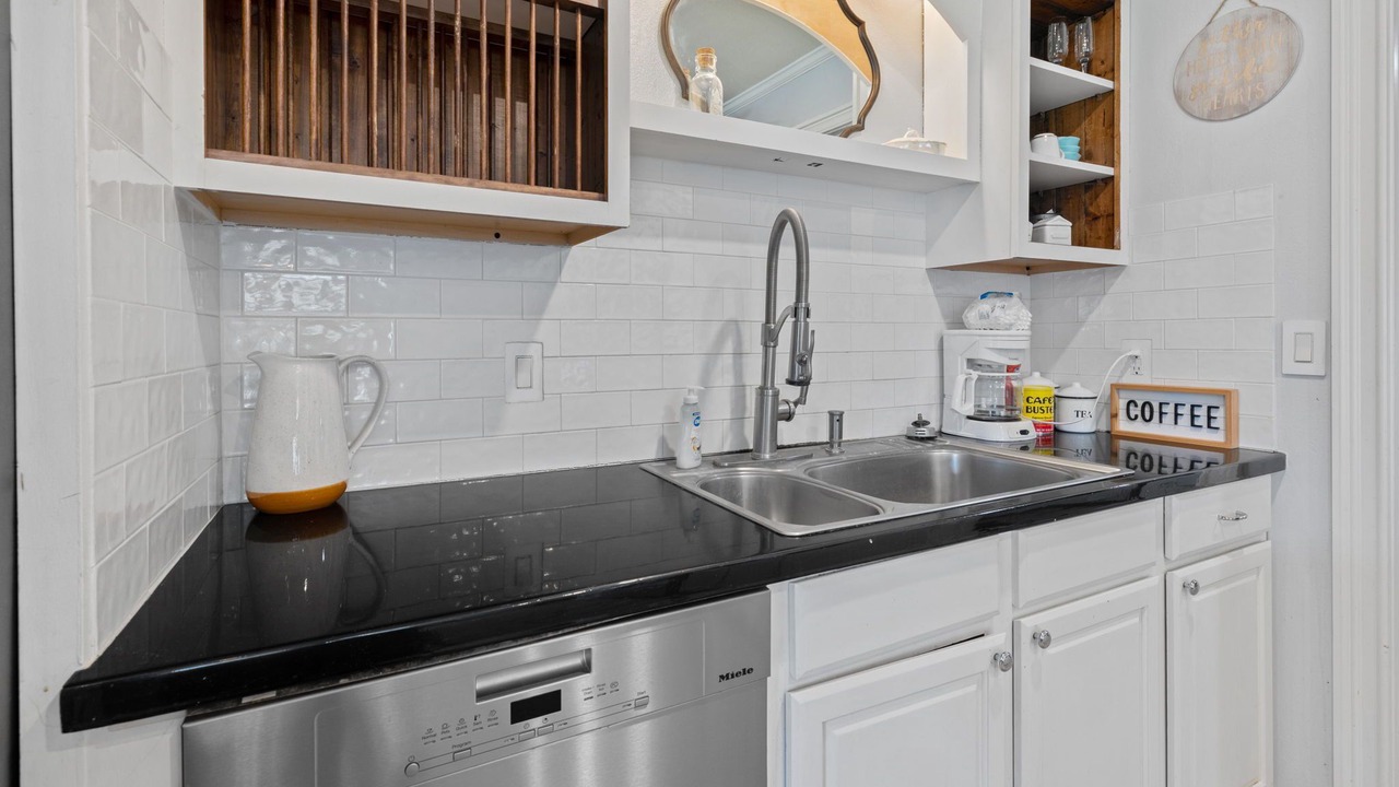 Photo of Kitchen in Sulphur