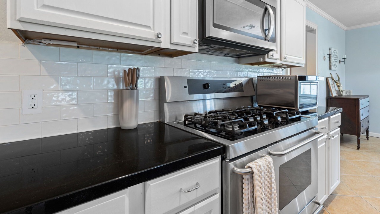 Photo of Kitchen in Sulphur