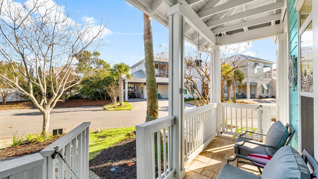 Photo of Outdoor in Emerald Waters Village