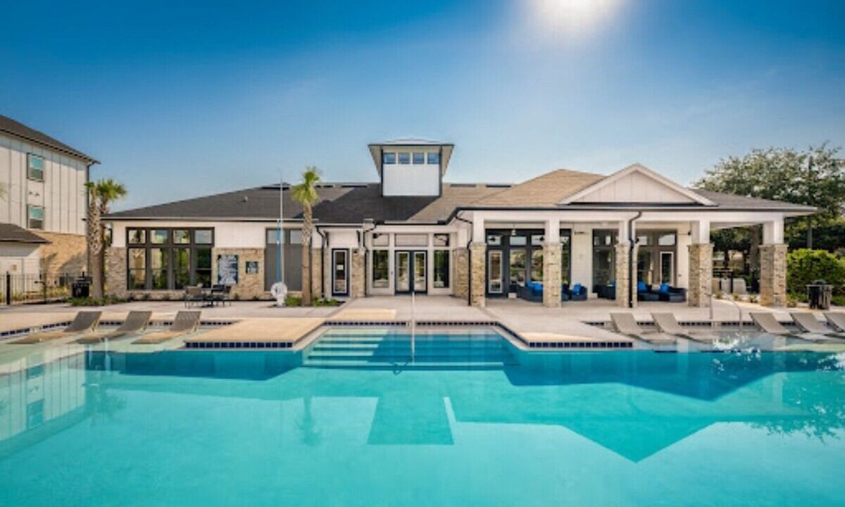 Photo of Outdoor in Arlington