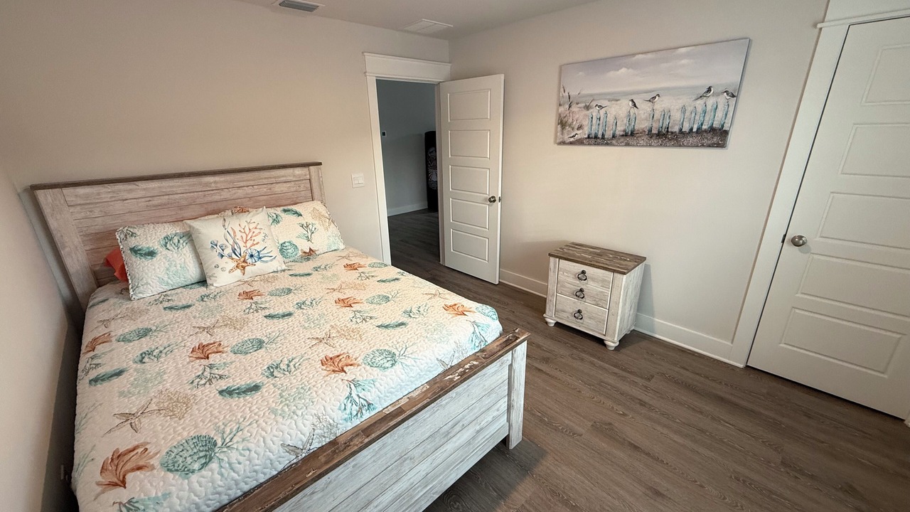 Photo of Bedroom in Panacea