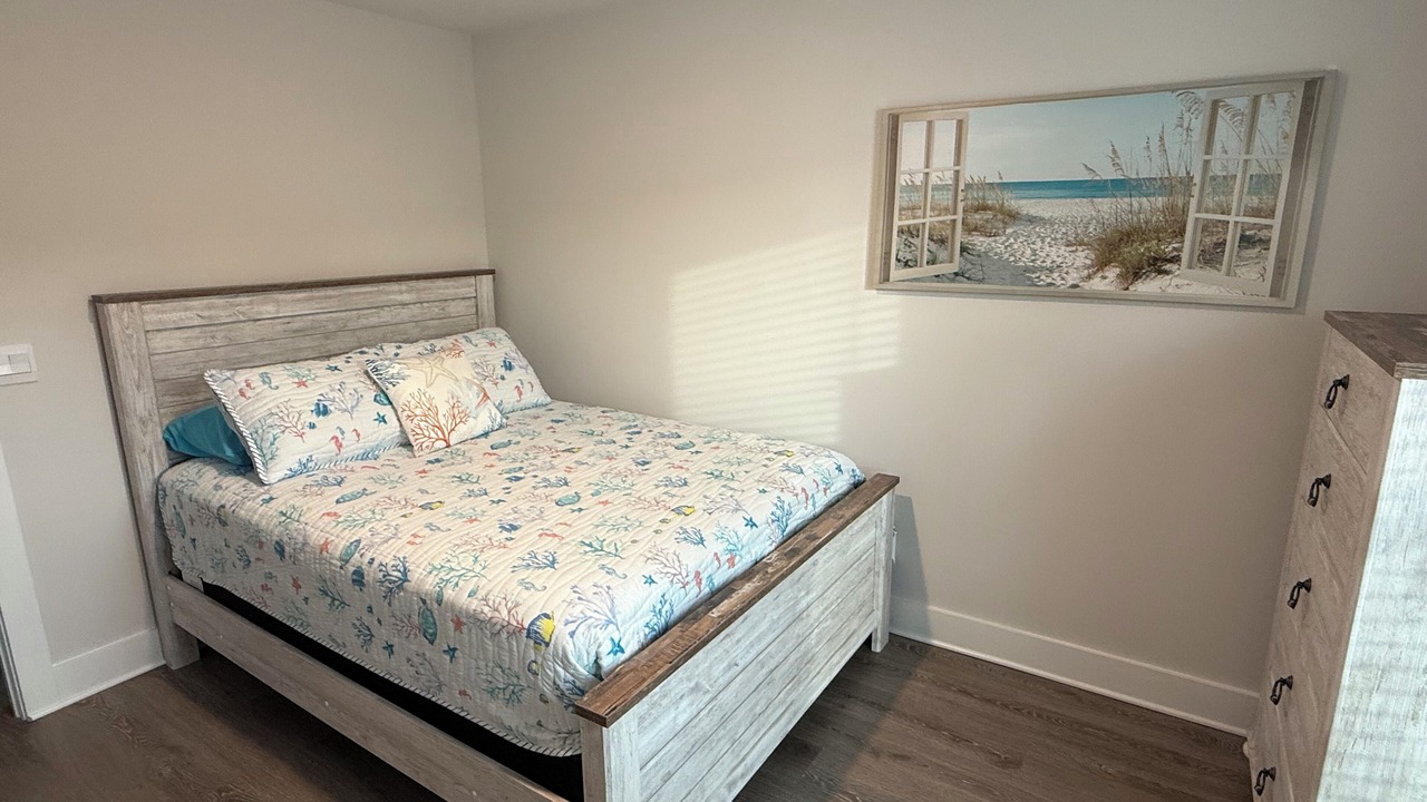 Photo of Bedroom in Panacea