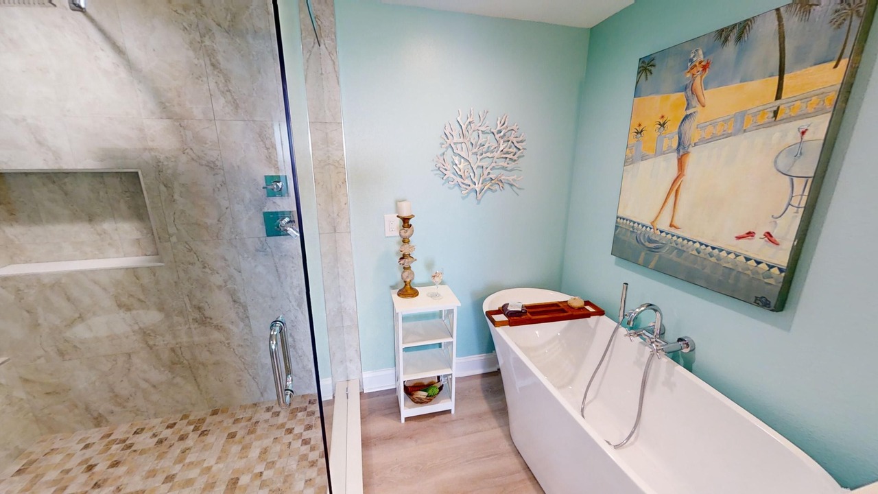Photo of Bathroom in El Centro Beach