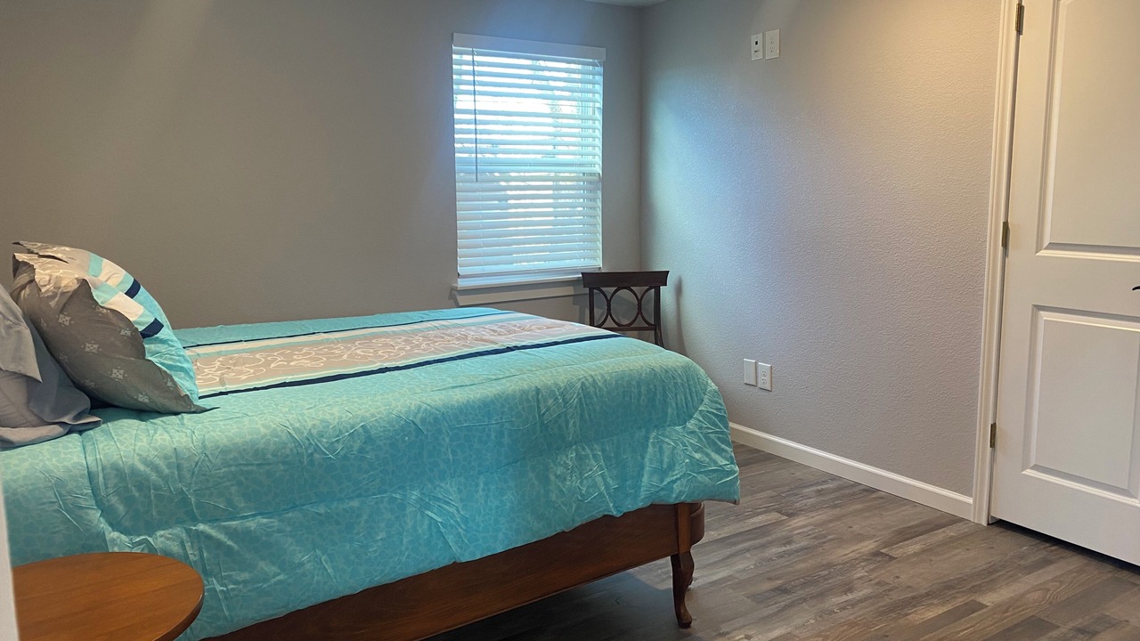 Photo of Bedroom in Sulphur Springs