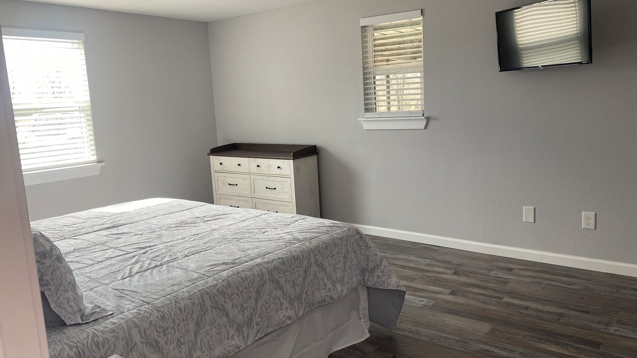 Photo of Bedroom in Sulphur Springs