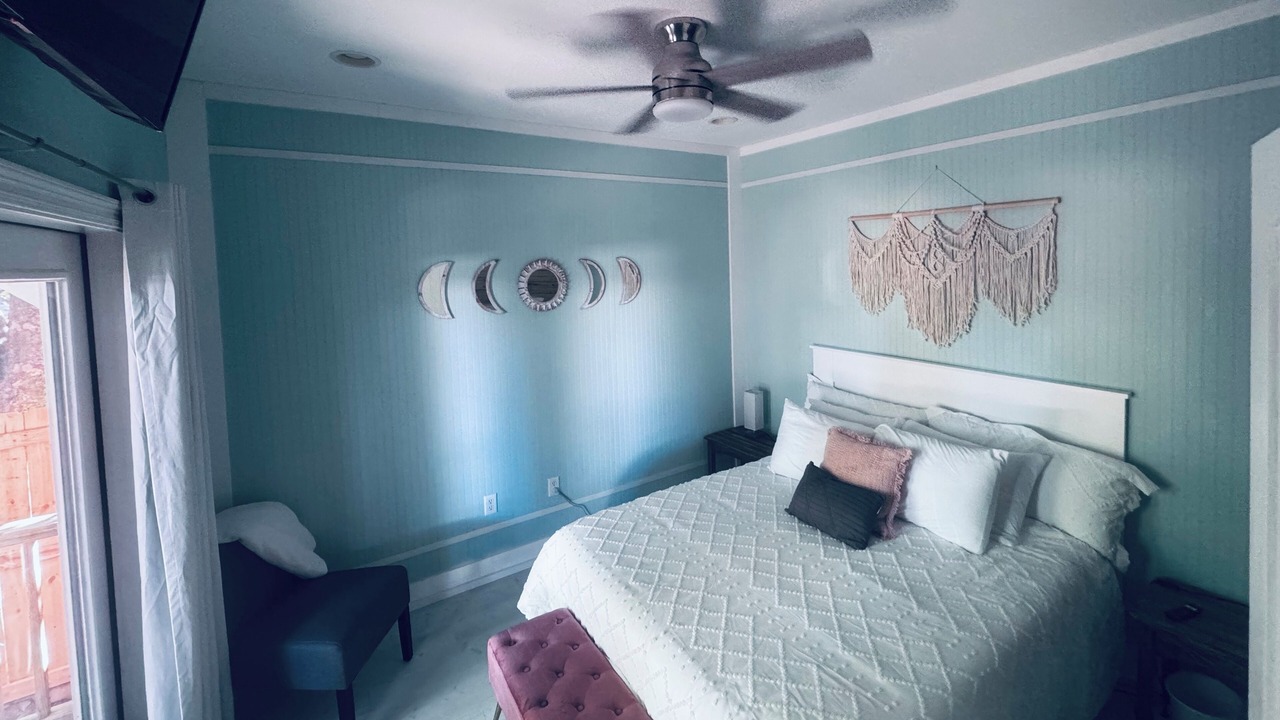 Photo of Bedroom in Lillian