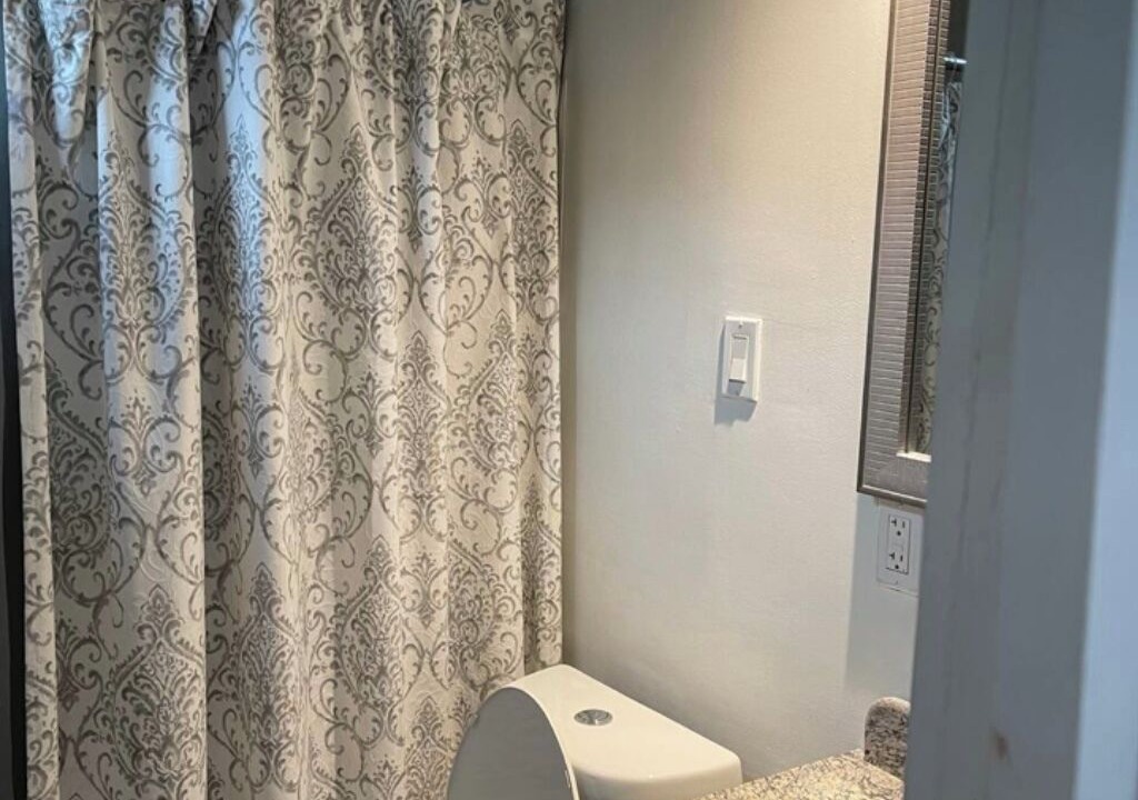 Photo of Bathroom in Esplanade Ridge
