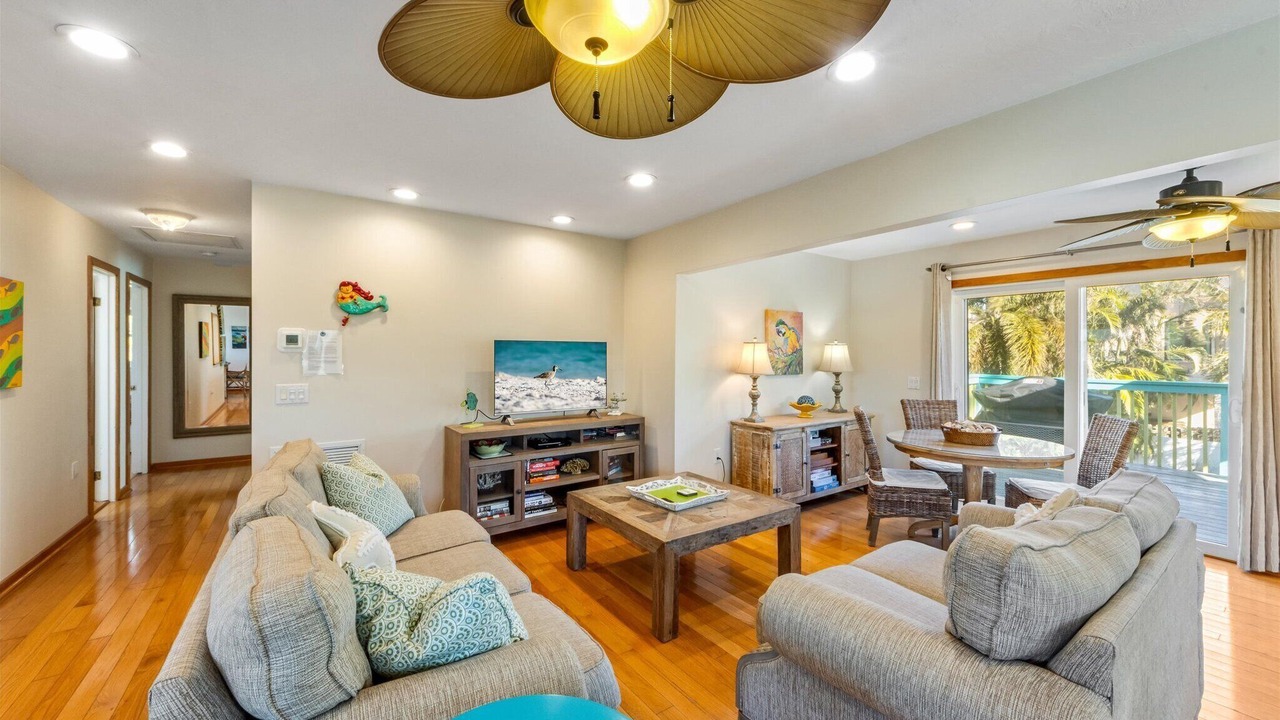 Photo of Livingroom in Anna Maria