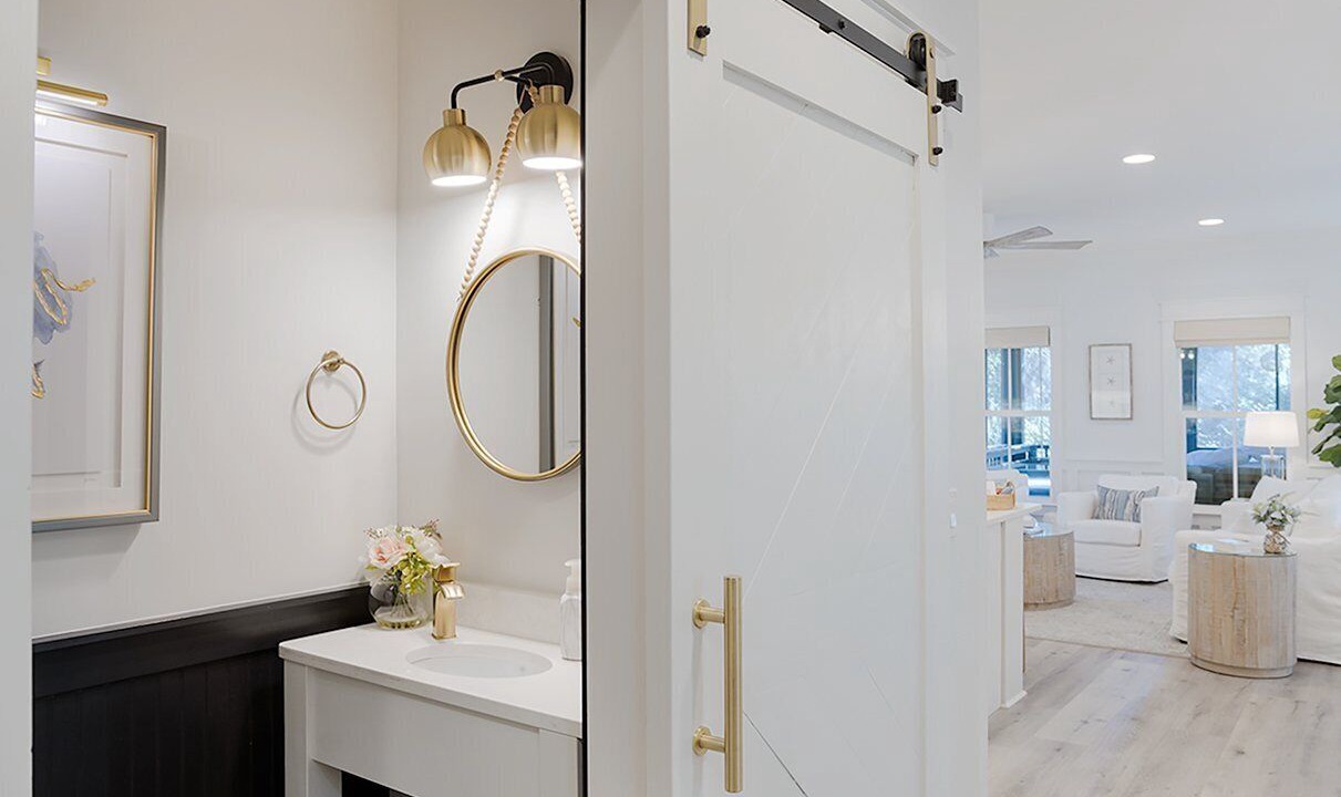 Photo of Bathroom in White's Gulfview