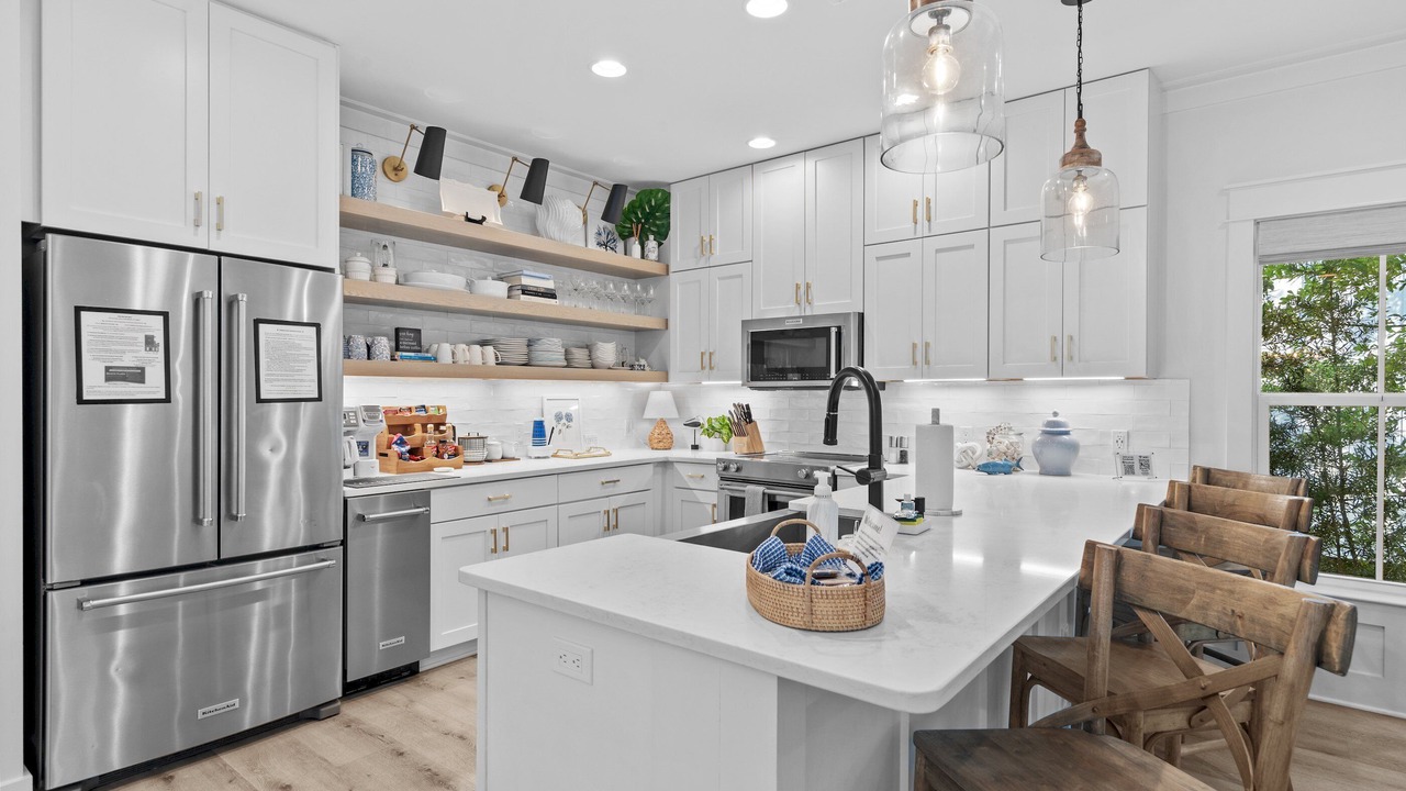 Photo of Kitchen in White's Gulfview
