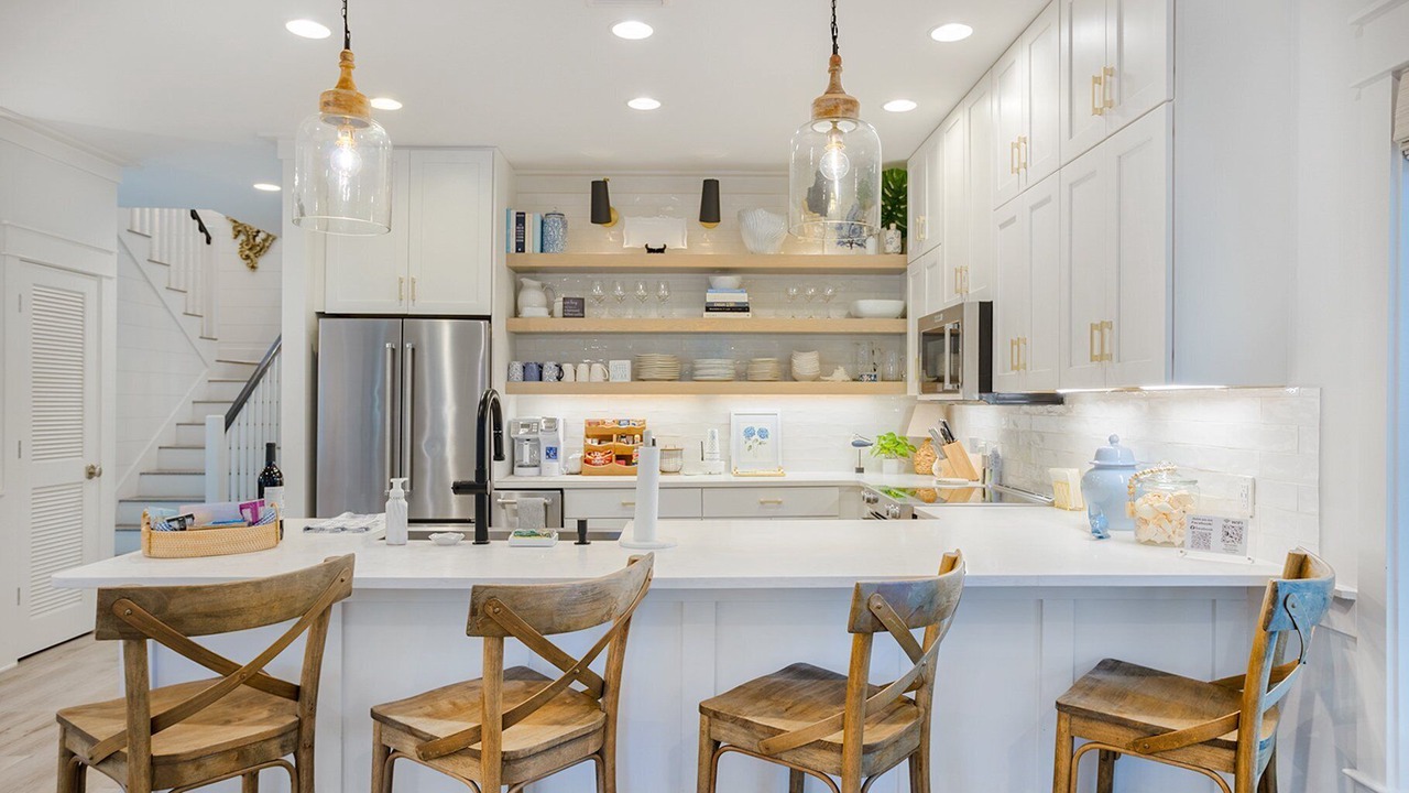Photo of Kitchen in White's Gulfview