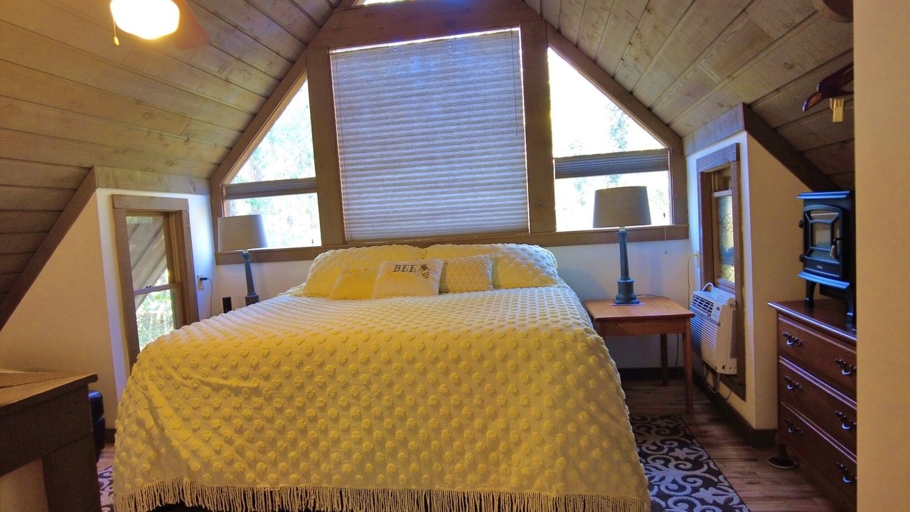 Photo of Bedroom in Folsom