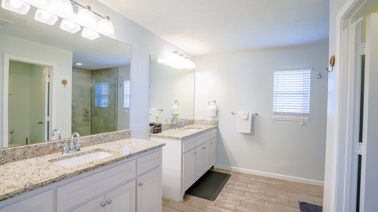 Photo of Bathroom in Sunnyside On The Gulf