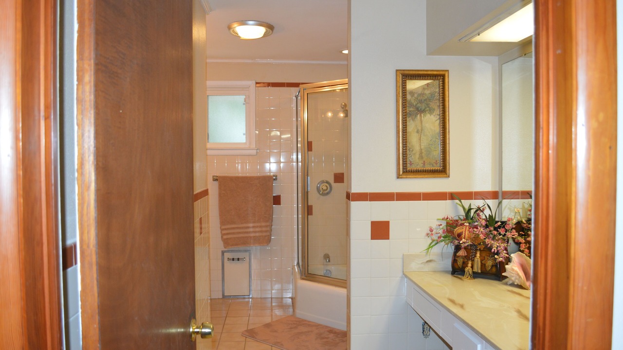 Photo of Bathroom in Bonnabel Place
