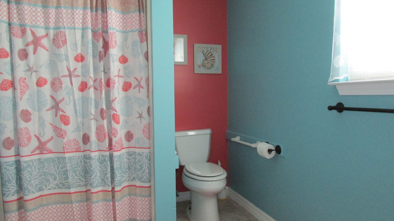 Photo of Bathroom in Long Beach