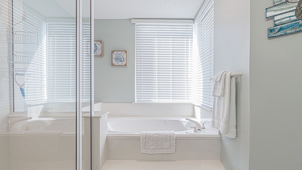 Photo of Bathroom in Navarre Beach
