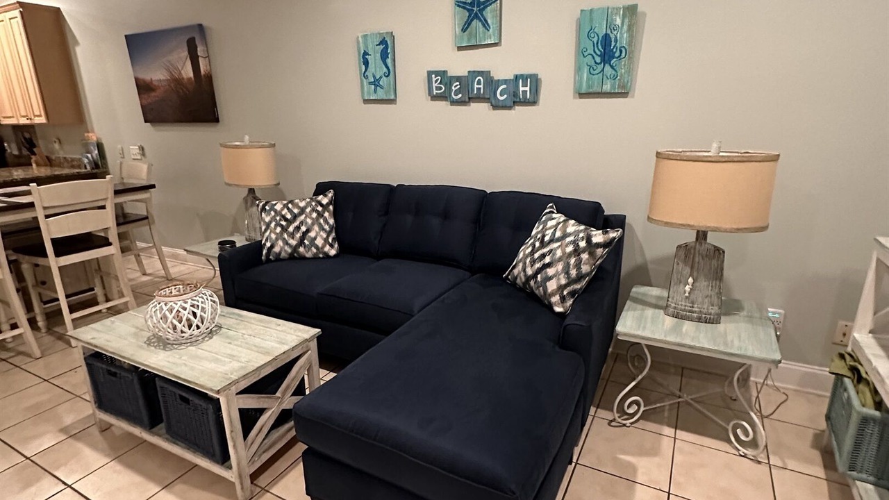 Photo of Livingroom in Bahama Beach