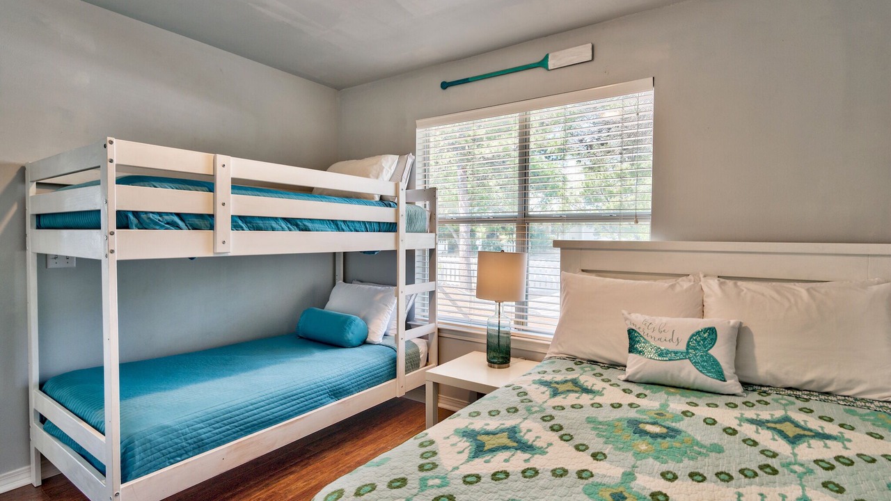 Photo of Bedroom in Clipper Cove