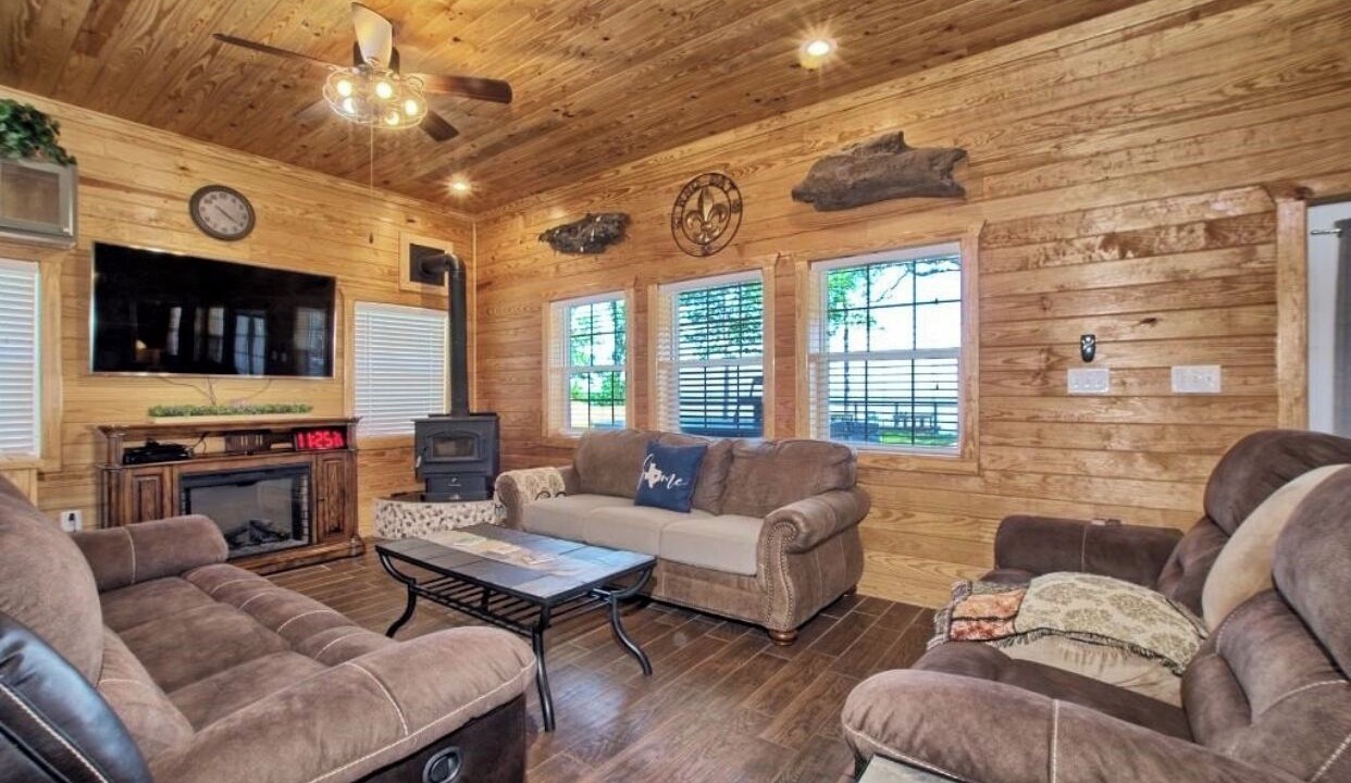 Photo of Bedroom in Milam