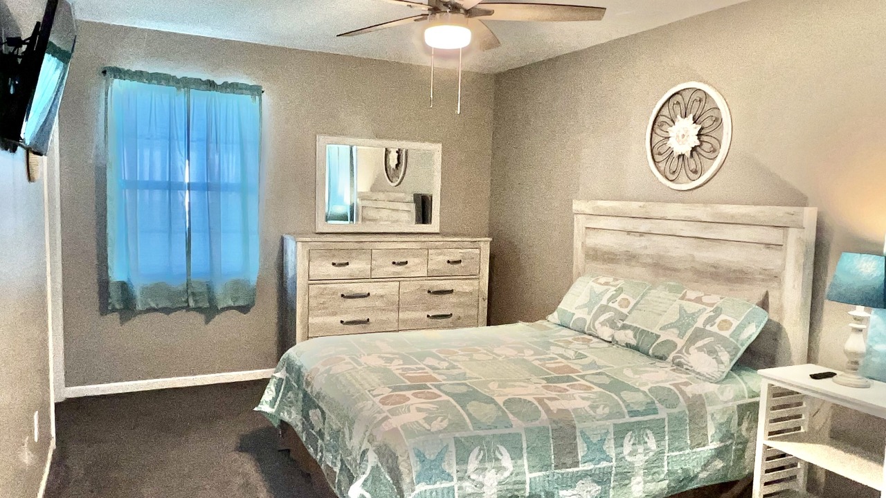 Photo of Bedroom in Riviera Beach