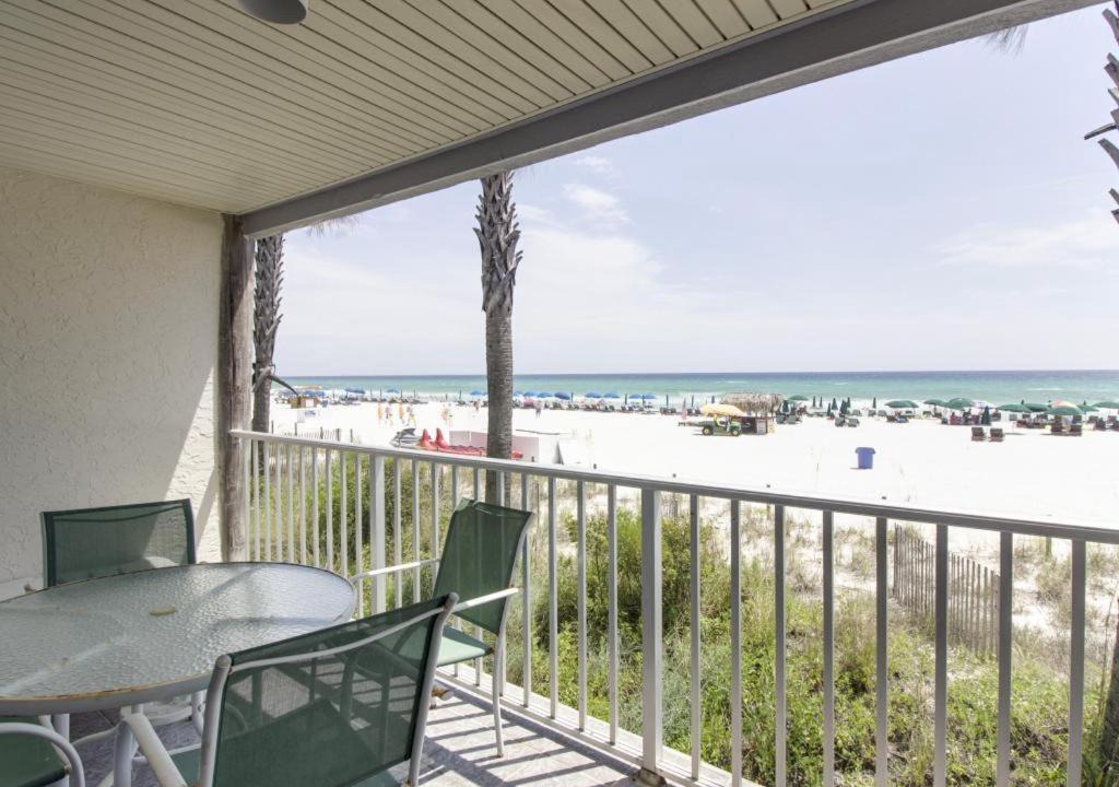 Photo of Patio Balcony in Biltmore Beach