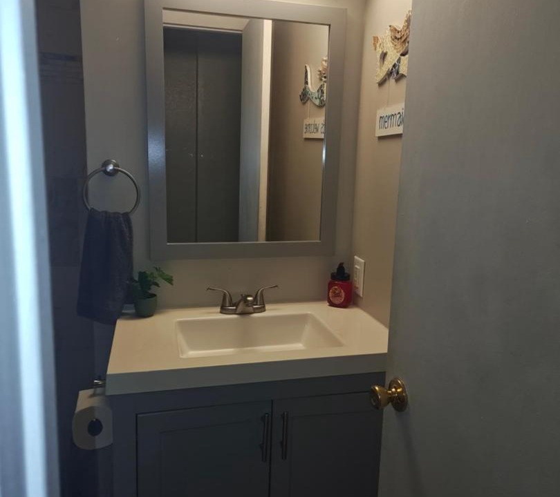 Photo of Bathroom in Lenox Park