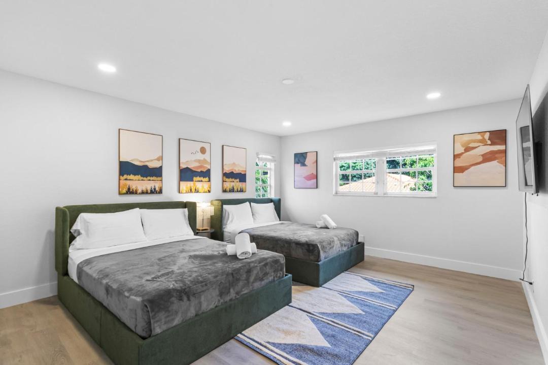 Photo of Bedroom in Sunrise
